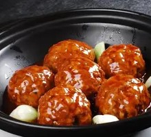 Yangzhou Lion's Head Meatballs