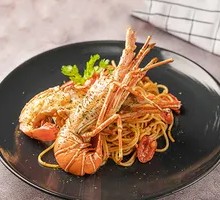 Spicy Crawfish Noodles