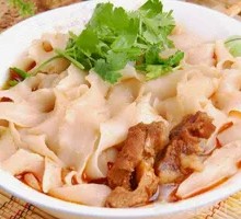 Tomato and Egg Stir-Fried Knife-Cut Noodles