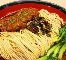 Braised Pork Chop Noodles