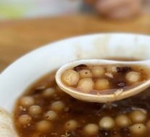 Osmanthus Red Bean Glutinous Rice Balls