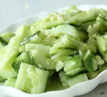 Garlic Cucumber Salad