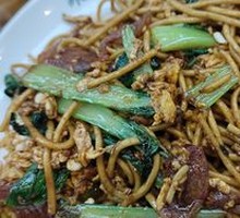 Sausage and Egg Fried Noodles