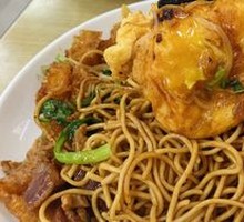 Three Delicacies Stir-Fried Noodles