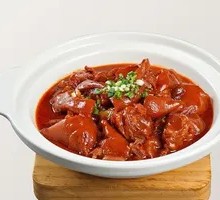 Braised Pig Trotters in Brown Sauce