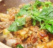 Stir-fried Chicken with Sauce