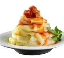 Cold Noodles with Seasonal Vegetables