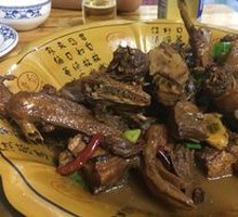 Braised麻Duck in Brown Sauce