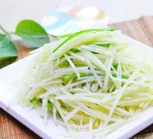 Sliced Potatoes with Green Pepper