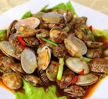 Spicy Stir-Fried Clams