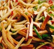 Bamboo Shoots Stir-Fried with Fried Tofu Sheets