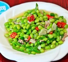 Soybean and Pork Stir-fry Rice Bowl