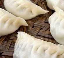 荠菜猪肉蒸饺