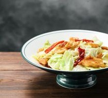 Stir-fried BaoBao Cabbage with Naan