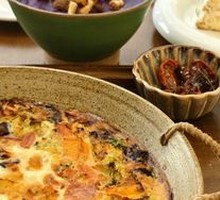 Egg-Baked Seasonal Vegetable Plate