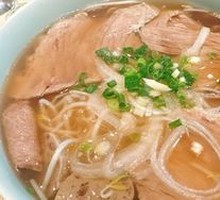 Train Head Braised Beef Rice Noodles