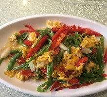 Green Pepper Egg Rice Bowl
