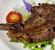 Red Wine Grilled French Lamb Chops