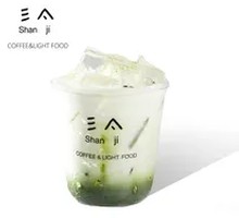 Matcha Iced Latte