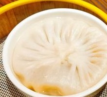 Crab Roe and Crab Meat Soup Dumplings