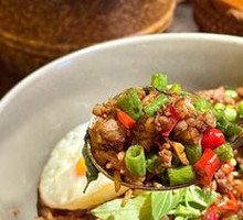 Beef Tom Yum Rice