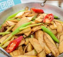Spicy Stir-Fried King Oyster Mushrooms