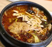 Crispy Pork and Lotus Root Platter in Clay Pot