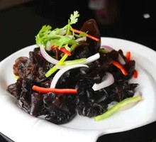 Cold-mixed black fungus