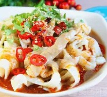 Beef tendon noodles