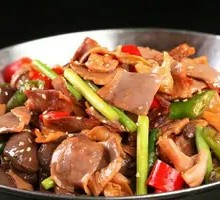 Dry Pot Duck with Four Treasures