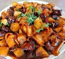 Xinjiang Big Plate Chicken