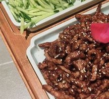 Beijing-style Shredded Pork in Soy Sauce