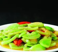 Green Tomato and Egg Stir-fry