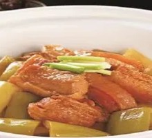 Stewed Pork in Clay Pot