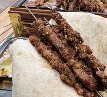 Lao Mo Rolled with Meat Tendon