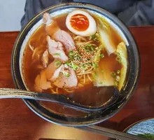 酱油拉面