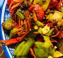 Stir-Fried Live Shrimp Tails