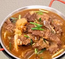 Sauce-Flavored Beef Ribs