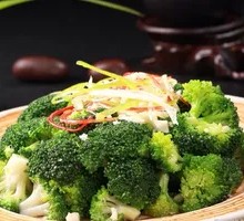 Garlic Mashed Broccoli