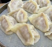 Beef and Scallion Steamed Dumplings