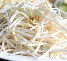 Bean sprouts