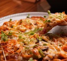 Grilled Beef Pizza