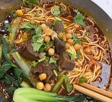 Big Ladle Beef Noodles
