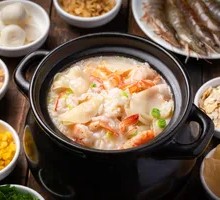 Abalone and Prawn Claypot Rice
