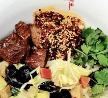 Beef Noodle Pulling