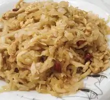 Pickled Vegetable Stir-Fried Pork Shreds