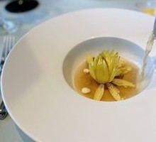 Wagyu Lotus Tea