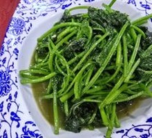Stir-fried Sweet Potato Leaves