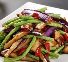 Eggplant and Green Beans Stir-fry