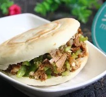 Green Pepper and Pork Wrap